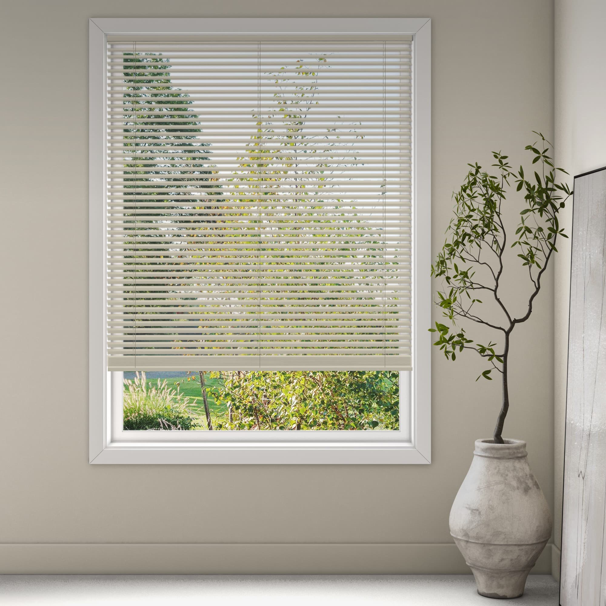 Java 8323 Wood Venetians