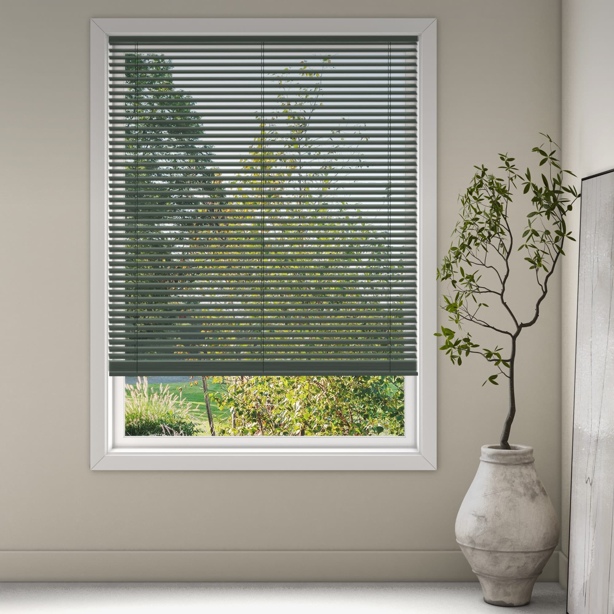 Java 8393 Wood Venetians