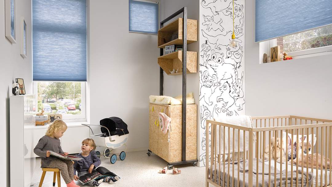 stores Duette® Luxaflex® - Chambre d'enfant