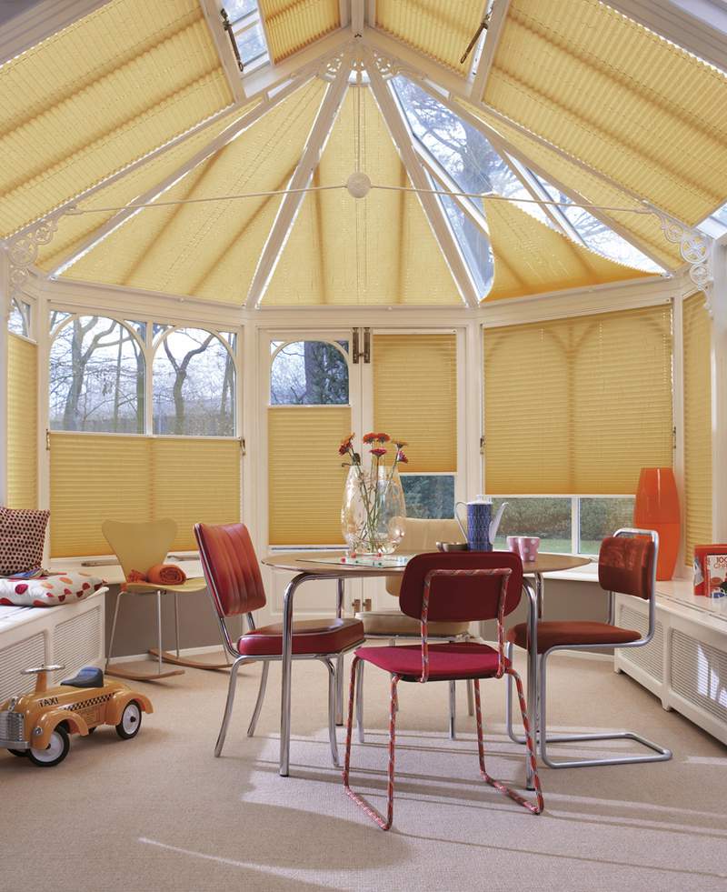 conservatory-yellow-blinds.jpg